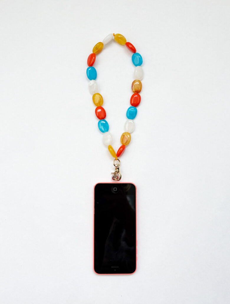 Chaîne de téléphone courte 36 cm Apaïa modèle Mina