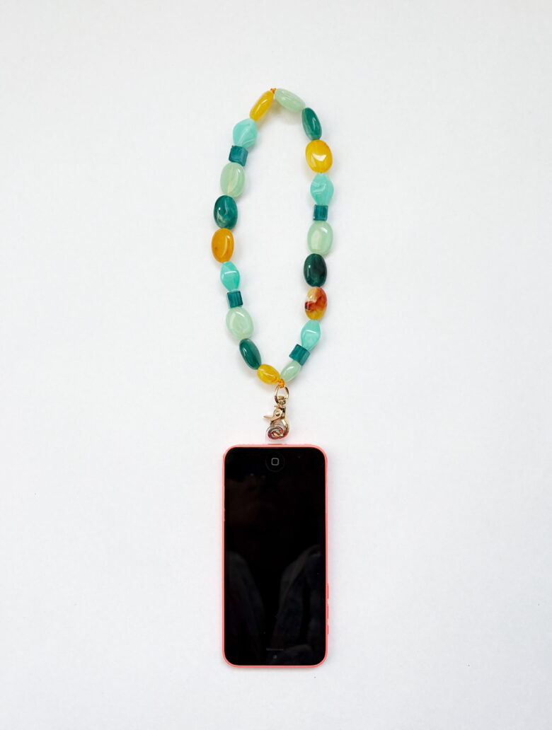 Chaîne de téléphone courte 36 cm Apaïa modèle Ola